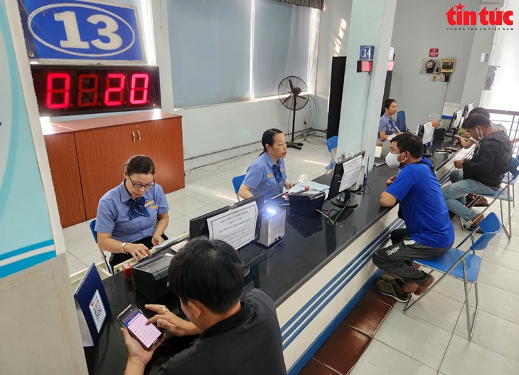 Còn nhiều vé tàu đi các ga trong những ngày cận Tết Nguyên đán Ất Tỵ- Ảnh 1. Còn nhiều vé tàu đi các ga trong những ngày cận Tết Nguyên đán Ất Tỵ- Ảnh 1.