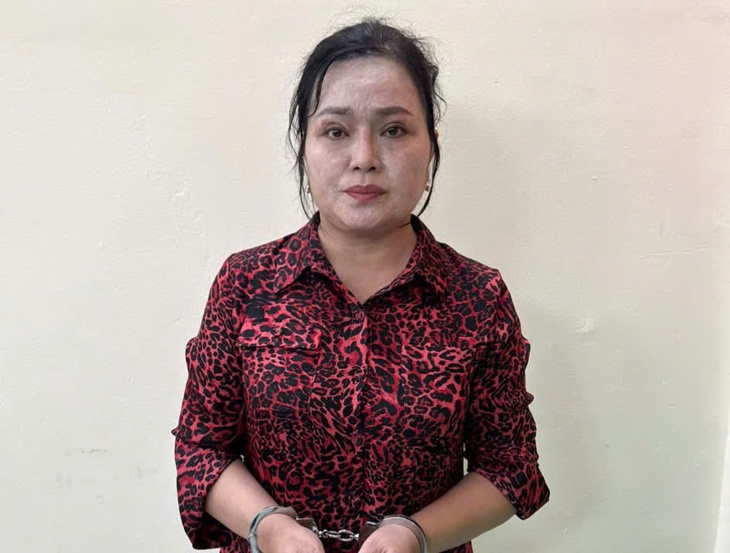 Nhận là người nhà lãnh đạo Chính phủ, người phụ nữ lừa đảo nhiều tỷ đồng- Ảnh 1. Nhận là người nhà lãnh đạo Chính phủ, người phụ nữ lừa đảo nhiều tỷ đồng- Ảnh 1.