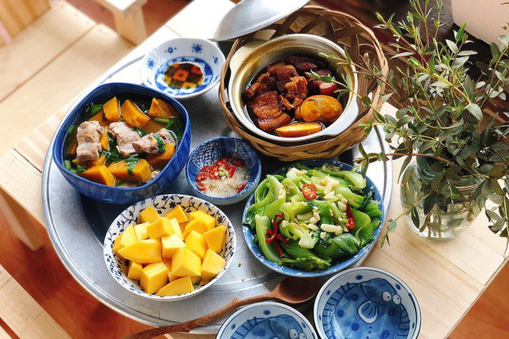 Chế độ dinh dưỡng đặc biệt quan trọng đối với người bệnh chán ăn tâm thần- Ảnh 3.