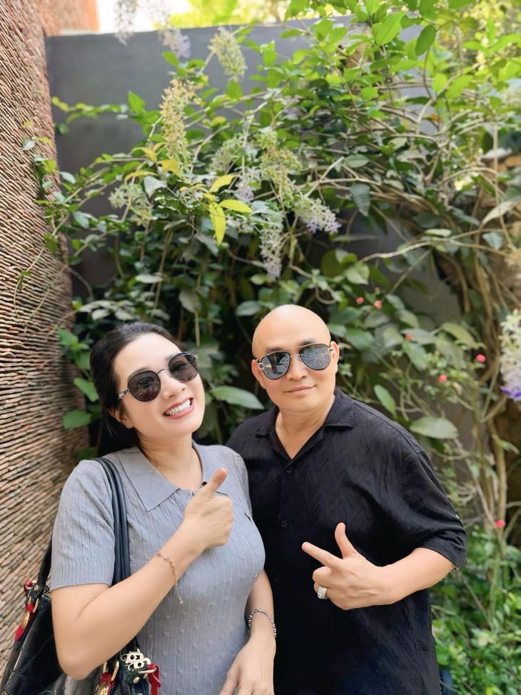 Thanh Thanh Hiền 'cười sặc' khi bị Xuân Hinh hỏi khó- Ảnh 1. Thanh Thanh Hiền 'cười sặc' khi bị Xuân Hinh hỏi khó- Ảnh 1.