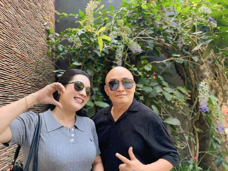 Thanh Thanh Hiền 'cười sặc' khi bị Xuân Hinh hỏi khó- Ảnh 2. Thanh Thanh Hiền 'cười sặc' khi bị Xuân Hinh hỏi khó- Ảnh 2.