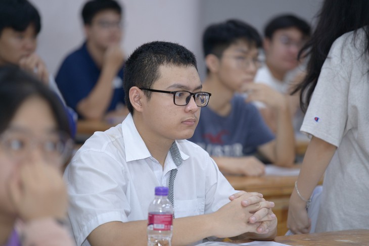 Chi tiết đề tham khảo 17 môn thi tốt nghiệp THPT năm 2025- Ảnh 1.