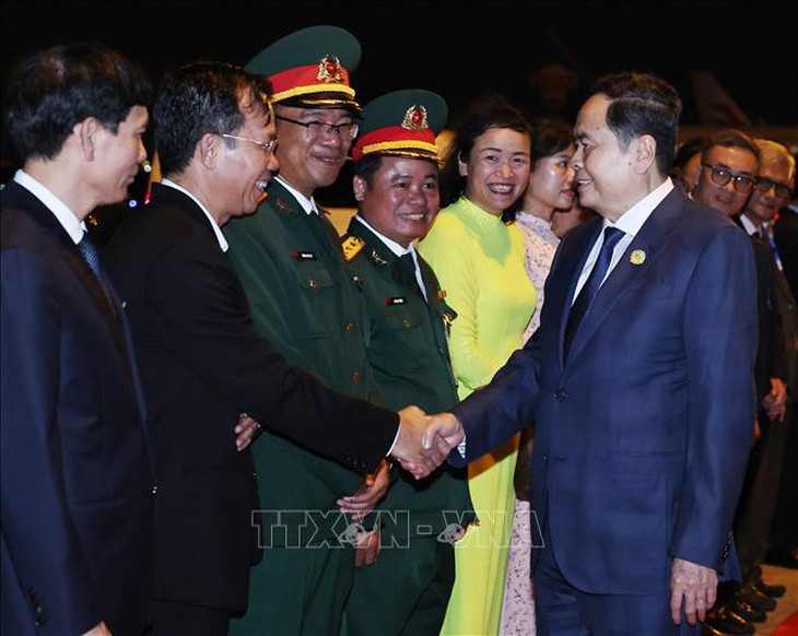 Chủ tịch Quốc hội kết thúc tốt đẹp chuyến thăm chính thức Lào và tham dự Đại hội đồng AIPA-45- Ảnh 3. Chủ tịch Quốc hội kết thúc tốt đẹp chuyến thăm chính thức Lào và tham dự Đại hội đồng AIPA-45- Ảnh 3.