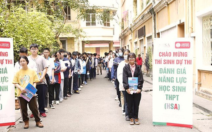 Học sinh có nên đến "lò" luyện thi Đánh giá năng lực?