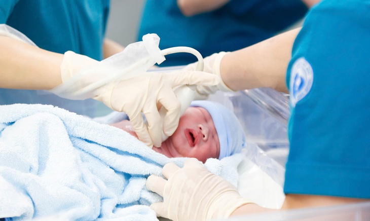 Thêm một em bé được thông tim can thiệp bào thai chào đời khoẻ mạnh- Ảnh 2. Thêm một em bé được thông tim can thiệp bào thai chào đời khoẻ mạnh- Ảnh 2.