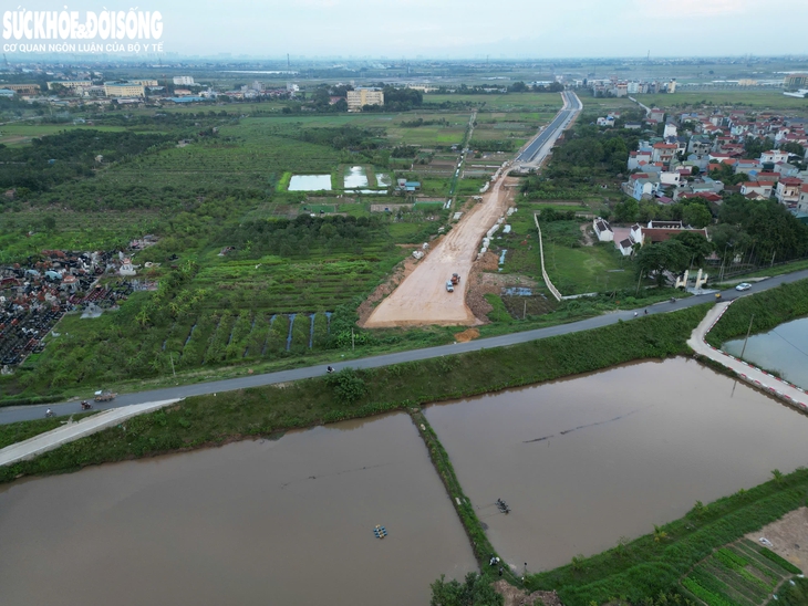 Hiện trạng đường trục phát triển kinh tế ven Hà Nội sắp thông xe- Ảnh 3.
