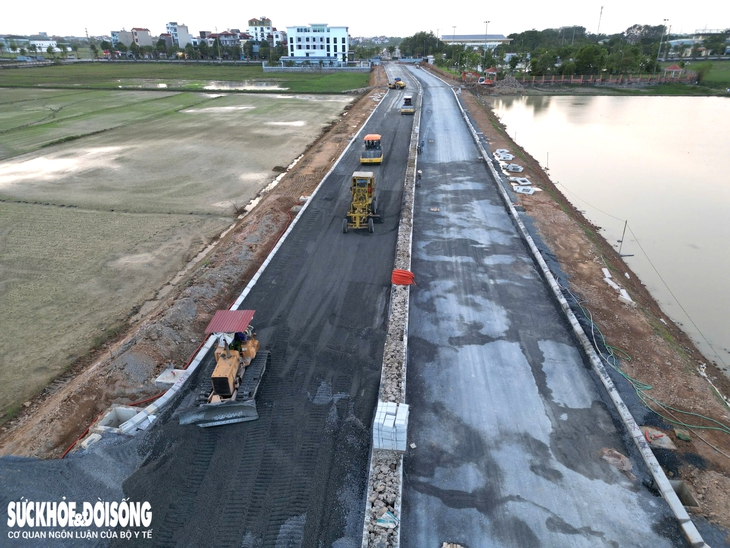 Hiện trạng đường trục phát triển kinh tế ven Hà Nội sắp thông xe- Ảnh 8.