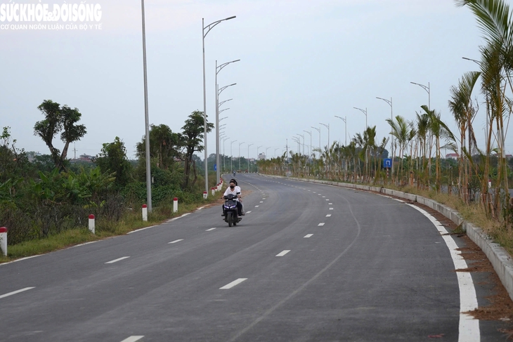 Hiện trạng đường trục phát triển kinh tế ven Hà Nội sắp thông xe- Ảnh 5.