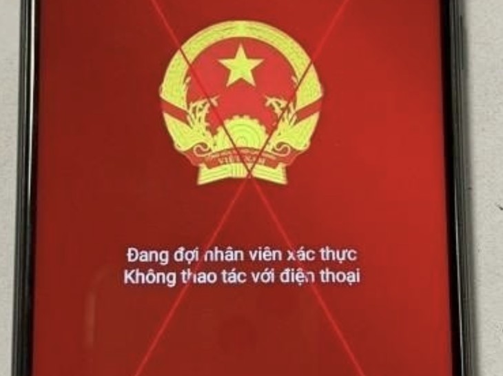 Mất gần 3 tỷ đồng khi cài đặt phần mềm Dịch vụ công giả mạo- Ảnh 1.