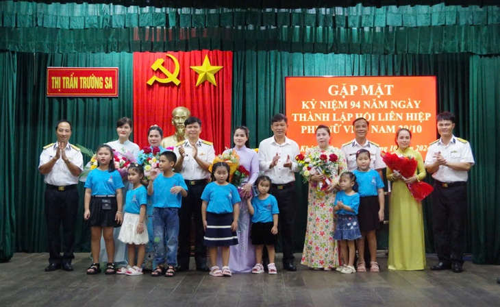 Ngày Phụ nữ Việt Nam ở Trường Sa- Ảnh 5.