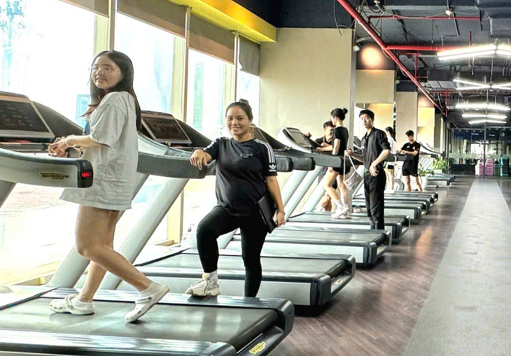 tập gym