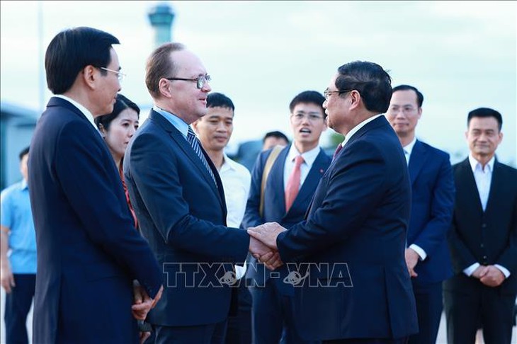 Thủ tướng Phạm Minh Chính lên đường tới Nga dự Hội nghị các Nhà lãnh đạo Nhóm BRICS mở rộng- Ảnh 2. Thủ tướng Phạm Minh Chính lên đường tới Nga dự Hội nghị các Nhà lãnh đạo Nhóm BRICS mở rộng- Ảnh 2.