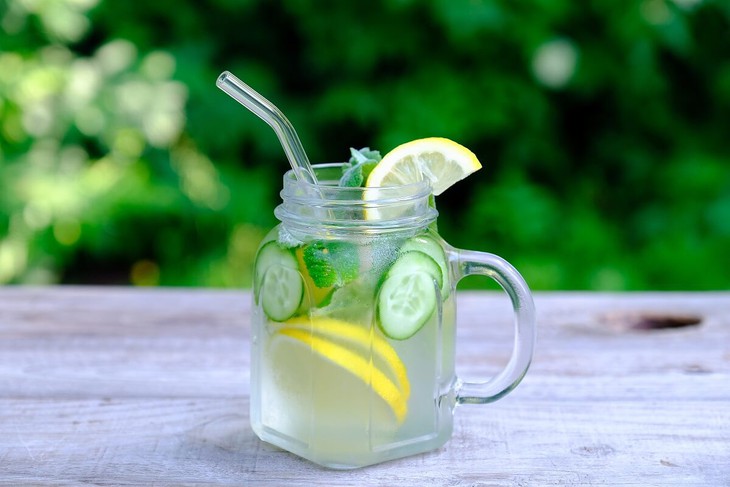 5 lợi ích sức khỏe hàng đầu của nước chanh- Ảnh 2.