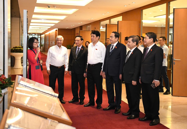 Khai mạc triển lãm chuyên đề 'Nhật báo Quốc hội với Tổng tuyển cử đầu tiên'- Ảnh 1.