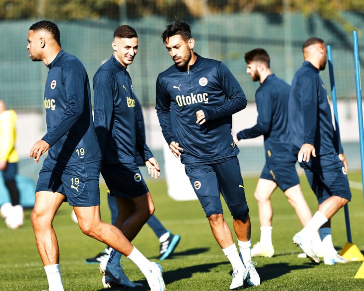 Fenerbahce - Man United: Mourinho chạm trán Quỷ đỏ tại Europa League- Ảnh 4. Fenerbahce - Man United: Mourinho chạm trán Quỷ đỏ tại Europa League- Ảnh 4.