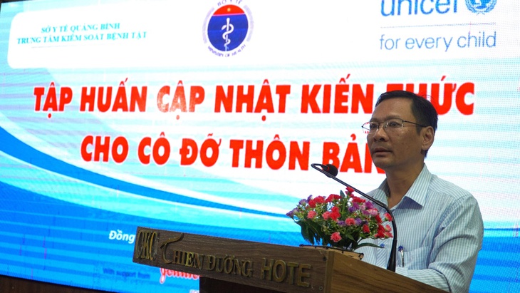 Quảng Bình thông qua mức hỗ trợ mới cho đội ngũ y tế thôn, bản- Ảnh 2.