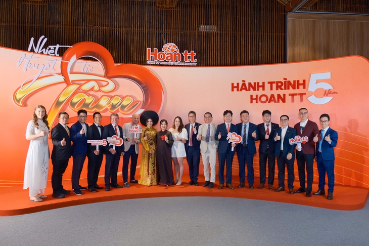Kỷ niệm 5 năm thành lập Hoan TT: Hành trình phát triển và cam kết vì sức khỏe cộng đồng- Ảnh 1. Kỷ niệm 5 năm thành lập Hoan TT: Hành trình phát triển và cam kết vì sức khỏe cộng đồng- Ảnh 1.