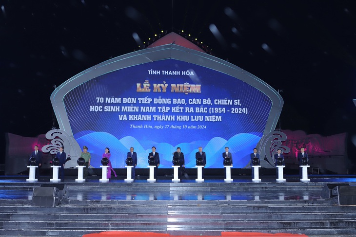 Lễ kỷ niệm 70 năm đón tiếp đồng bào, cán bộ, chiến sĩ và học sinh miền Nam tập kết ra Bắc- Ảnh 4. Lễ kỷ niệm 70 năm đón tiếp đồng bào, cán bộ, chiến sĩ và học sinh miền Nam tập kết ra Bắc- Ảnh 4.
