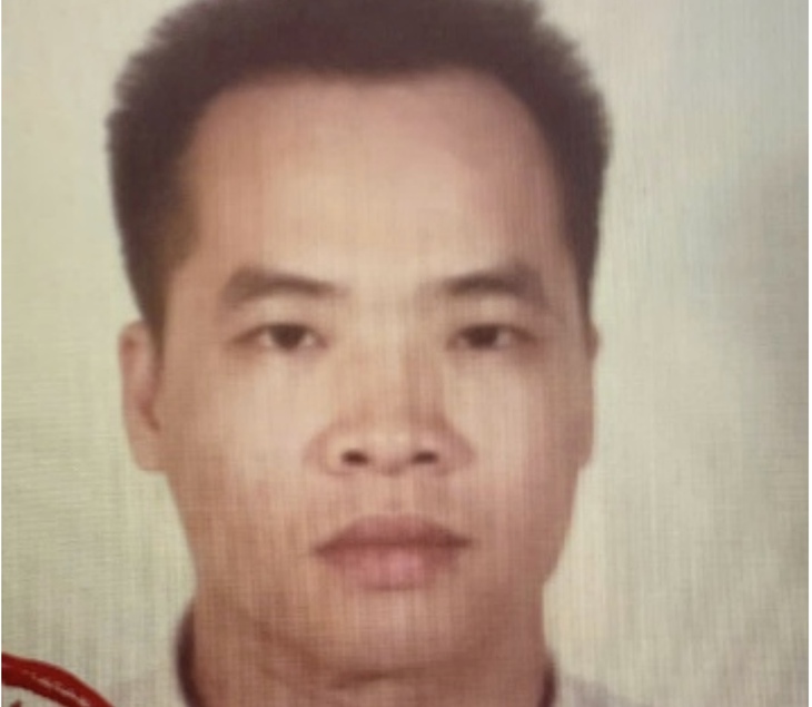Công an Hà Nội truy tìm đối tượng giả mạo chữ ký để lừa đảo- Ảnh 1.