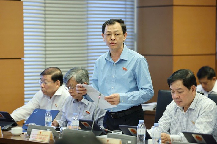 Không nên xem thuốc, hóa chất, vật tư y tế tiêu hao là tài sản công- Ảnh 1. Không nên xem thuốc, hóa chất, vật tư y tế tiêu hao là tài sản công- Ảnh 1.