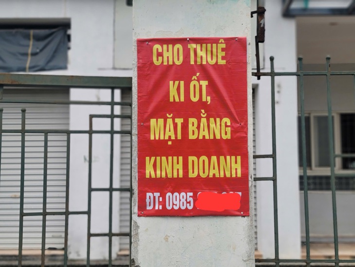 Hà Nội: Chợ dân sinh xây xong khang trang nhưng bị bỏ hoang nhiều năm- Ảnh 8.