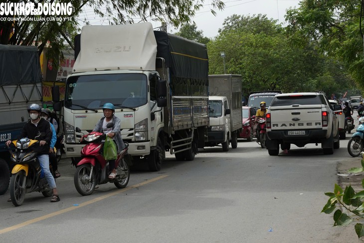 Hiện trạng đường Lĩnh Nam chuẩn bị được mở rộng- Ảnh 2.