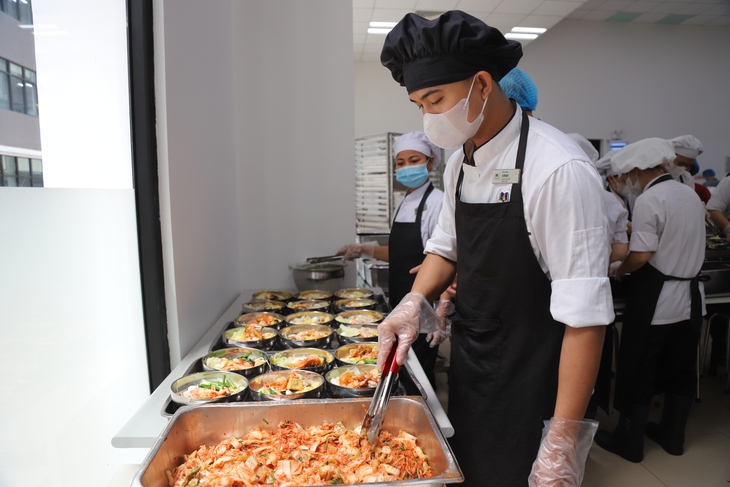 Việc truy xuất nguồn gốc thực phẩm đầu vào các bếp ăn trường học là rất quan trọng- Ảnh 3. Việc truy xuất nguồn gốc thực phẩm đầu vào các bếp ăn trường học là rất quan trọng- Ảnh 3.