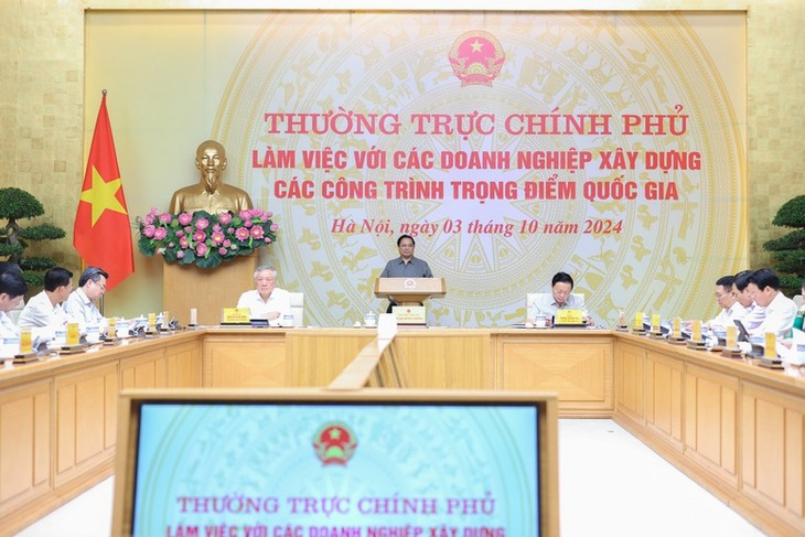 Thủ tướng: Hạ tầng giao thông tạo không gian phát triển mới, giúp người dân đi lại thuận lợi- Ảnh 1. Thủ tướng: Hạ tầng giao thông tạo không gian phát triển mới, giúp người dân đi lại thuận lợi- Ảnh 1.