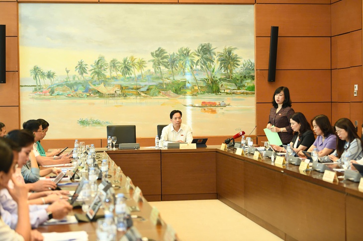 Hôm nay, loạt chính sách BHYT ảnh hưởng tới hàng triệu người được Quốc hội thảo luận- Ảnh 3.
