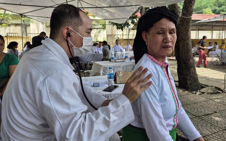 Già hóa dân số tăng nhanh, cần phát triển nhân lực y tế ngành lão khoa