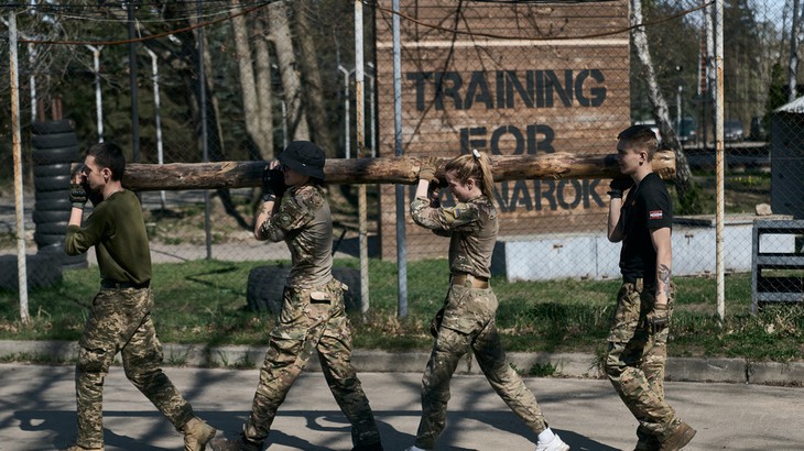 Khủng hoảng tuyển quân ở Ukraine: Tham nhũng, bạo lực và tuyệt vọng- Ảnh 1. Khủng hoảng tuyển quân ở Ukraine: Tham nhũng, bạo lực và tuyệt vọng- Ảnh 1.
