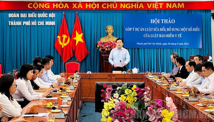 TPHCM đề xuất hỗ trợ 70% mức đóng BHYT cho người nghèo, tăng hỗ trợ từ ngân sách cho học sinh, sinh viên- Ảnh 1. TPHCM đề xuất hỗ trợ 70% mức đóng BHYT cho người nghèo, tăng hỗ trợ từ ngân sách cho học sinh, sinh viên- Ảnh 1.
