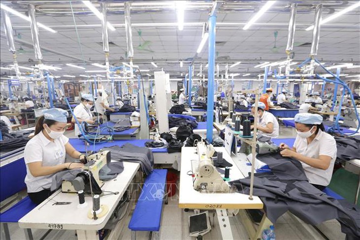 Kinh tế phục hồi nhanh sau thiên tai, bão lụt- Ảnh 1. Kinh tế phục hồi nhanh sau thiên tai, bão lụt- Ảnh 1.