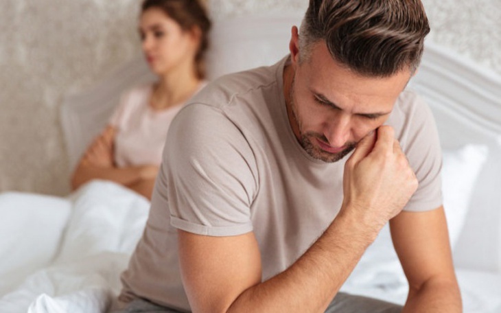 Độ tuổi nào khiến đàn ông mất hứng thú làm 