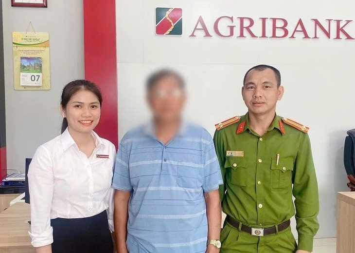 Hải Phòng: Ngăn chặn vụ lừa đảo qua mạng nhờ phát hiện tâm lý bất ổn cùa khách hàng- Ảnh 1.