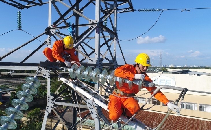 'Xem xét khả năng tăng cường nhập khẩu điện từ Trung Quốc nếu cần’- Ảnh 1.