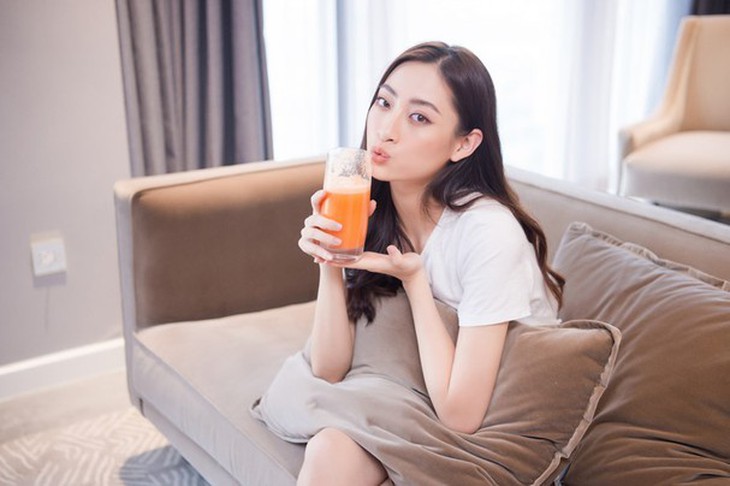 Hoa hậu Việt học Tiến sĩ ở tuổi 24 sở hữu cơ ngơi thế nào?- Ảnh 16.