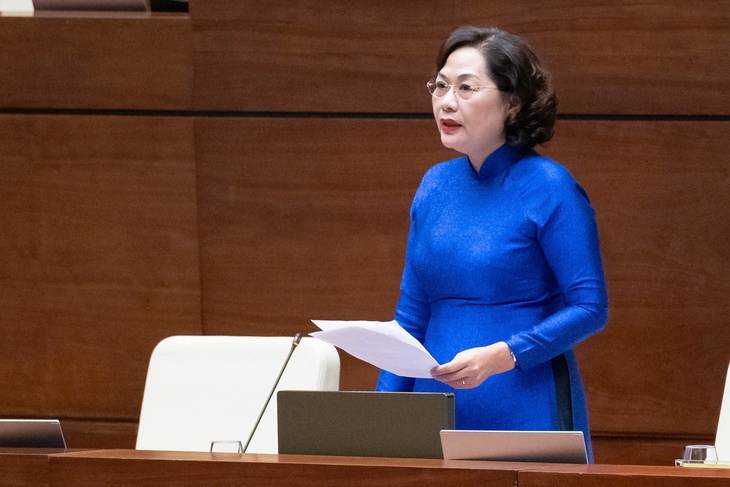 Thống đốc Nguyễn Thị Hồng giải thích việc ngân hàng 'chỉ bán vàng ra, không mua vào'- Ảnh 4. Thống đốc Nguyễn Thị Hồng giải thích việc ngân hàng 'chỉ bán vàng ra, không mua vào'- Ảnh 4.