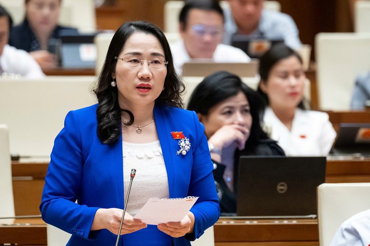 Bộ Y tế đang xây dựng cẩm nang hướng dẫn cụ thể việc đấu thầu thuốc, trang thiết bị- Ảnh 1. Bộ Y tế đang xây dựng cẩm nang hướng dẫn cụ thể việc đấu thầu thuốc, trang thiết bị- Ảnh 1.