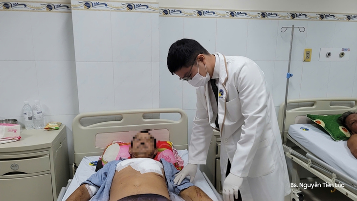 Cách sơ cứu cầm máu đúng theo khuyến cáo của bác sĩ- Ảnh 1.