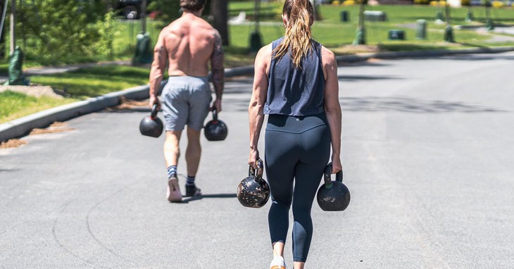 Loaded Carries: The Ultimate Strength & Conditioning Tool – Box Programming