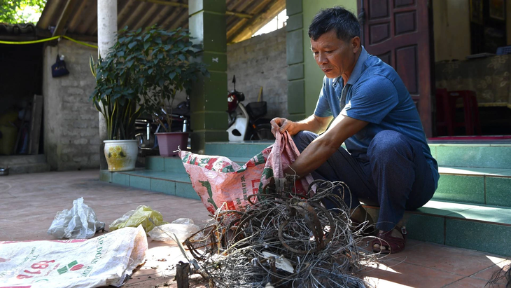 Những người tự nguyện bám rừng bảo vệ loài linh trưởng quý hiếm nằm trong Sách đỏ- Ảnh 7. Những người tự nguyện bám rừng bảo vệ loài linh trưởng quý hiếm nằm trong Sách đỏ- Ảnh 7.