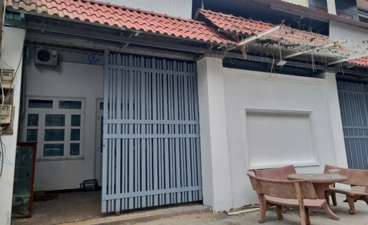 Tự ý điều trị bệnh tại phòng trọ, một người tử vong ở TPHCM- Ảnh 1.
