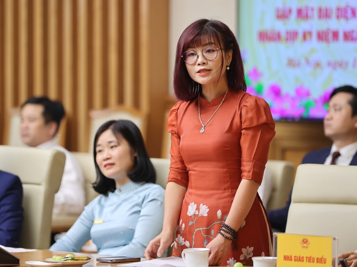 Thủ tướng: Đất nước đang đứng trước kỷ nguyên vươn mình, thầy cô giáo phải sáng tạo, đổi mới- Ảnh 6.