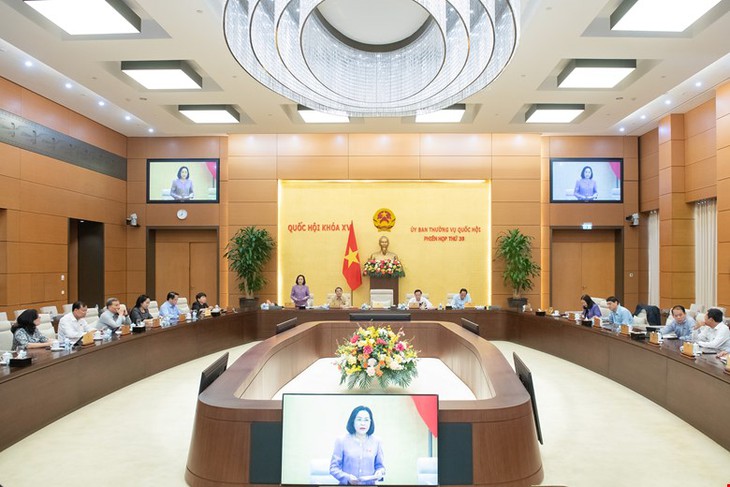 Bổ sung khám, chữa bệnh từ xa, y học gia đình, tại nhà được BHYT thanh toán- Ảnh 1.