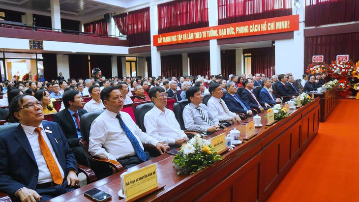 Trường Đại học Y Dược Hải Phòng hành trình xây dựng và phát triển 45 năm - Ảnh 1. Trường Đại học Y Dược Hải Phòng hành trình xây dựng và phát triển 45 năm - Ảnh 1.