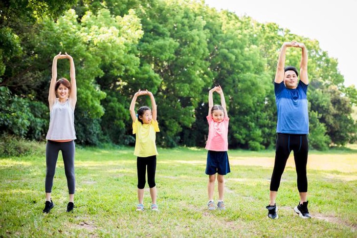Mong muốn con phát triển chiều cao tối ưu, ba mẹ tìm giải pháp ở đâu?- Ảnh 2. Mong muốn con phát triển chiều cao tối ưu, ba mẹ tìm giải pháp ở đâu?- Ảnh 2.