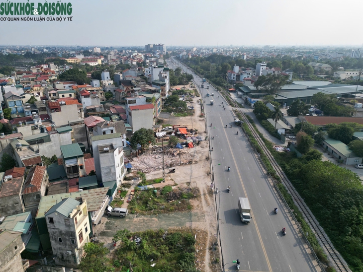 Hiện trạng Dự án mở rộng Quốc lộ 1A 'mắc kẹt' 14 năm chuẩn bị tổ chức cưỡng chế- Ảnh 1. Hiện trạng Dự án mở rộng Quốc lộ 1A 'mắc kẹt' 14 năm chuẩn bị tổ chức cưỡng chế- Ảnh 1.