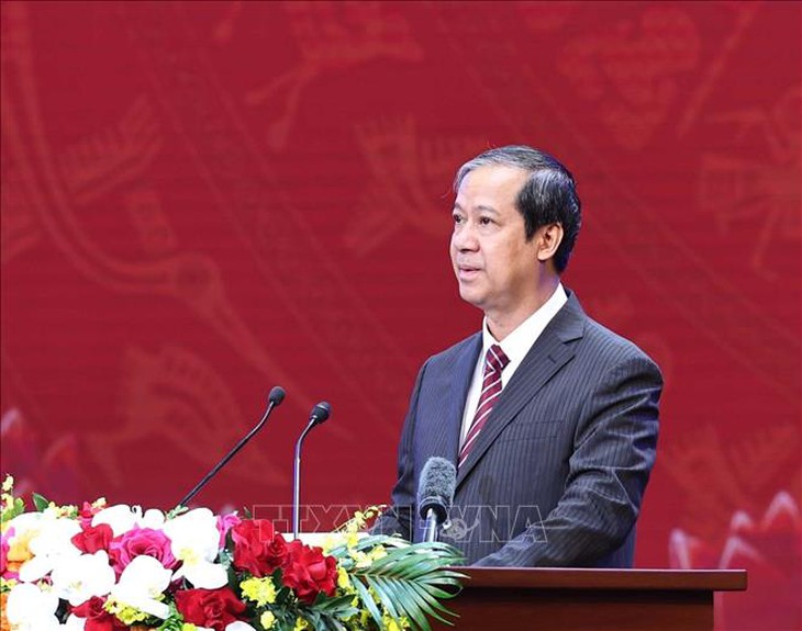 Tổng Bí thư Tô Lâm gặp mặt các nhà giáo, cán bộ quản lý giáo dục- Ảnh 4. Tổng Bí thư Tô Lâm gặp mặt các nhà giáo, cán bộ quản lý giáo dục- Ảnh 4.