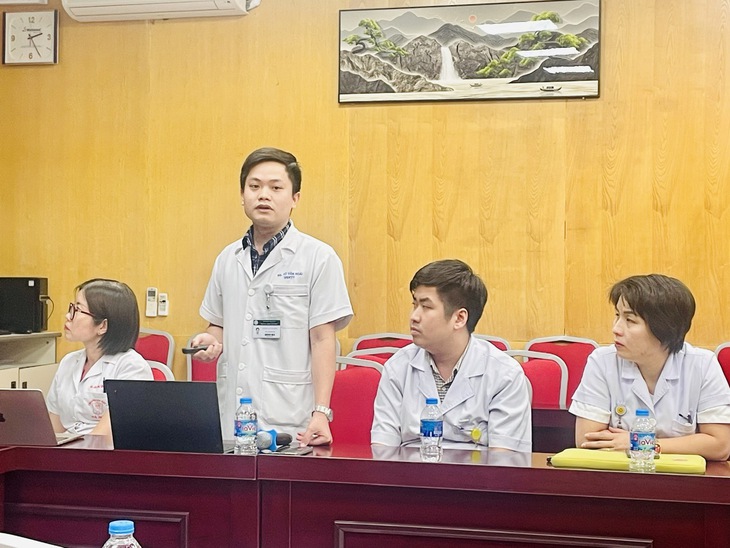 Bố mẹ bất lực đưa con nhập viện vì mới 14 tuổi mà có ‘thâm niên’ 2 năm hút thuốc lá điện tử - Ảnh 1. Bố mẹ bất lực đưa con nhập viện vì mới 14 tuổi mà có ‘thâm niên’ 2 năm hút thuốc lá điện tử - Ảnh 1.